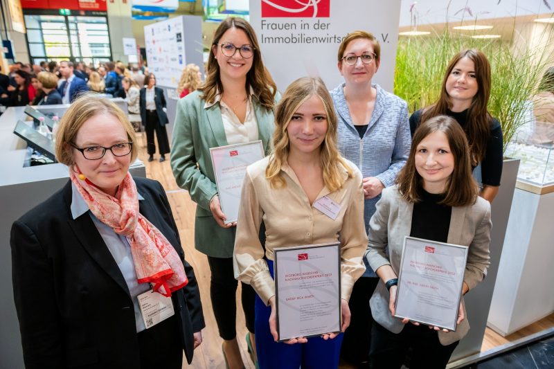 Frauen in der Immobilienwirtschaft e.V. | Förderung: Ingeborg-Warschke-Nachwuchsförderpreis - Preisträger 2022